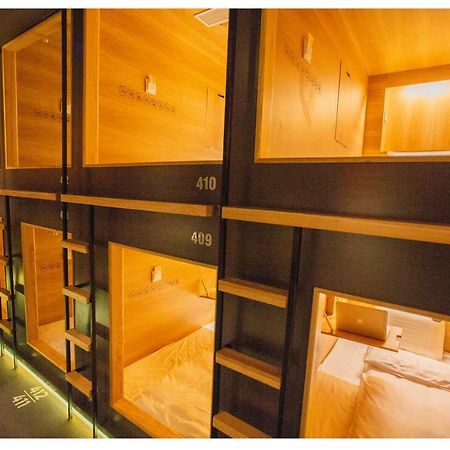 האנוי Khan Hoang Capsule Hotel (Adults Only) מראה חיצוני תמונה