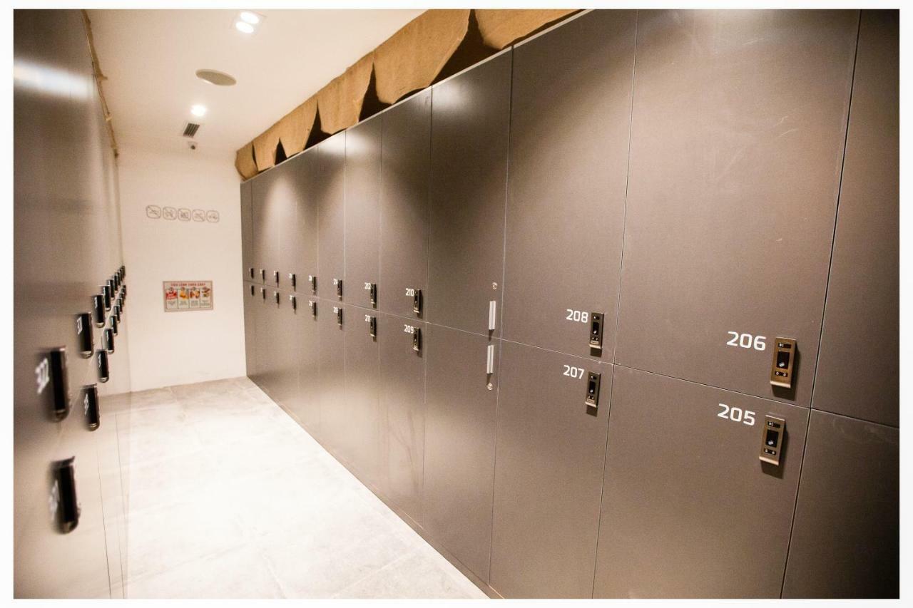 האנוי Khan Hoang Capsule Hotel (Adults Only) מראה חיצוני תמונה